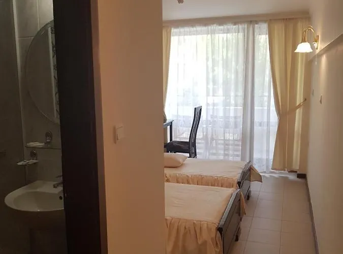 Klisura فندق ساني بيتش